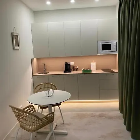 Palm Tree By Villa Soleros Gay Friendly Adult Only Apartment